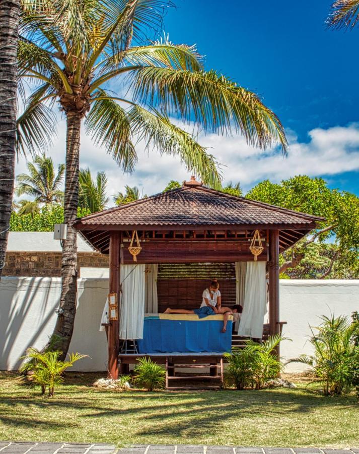 Le Nautile Beachfront แซ็งต์-จีลส์-เลส์-แบ็งส์ ภายนอก รูปภาพ