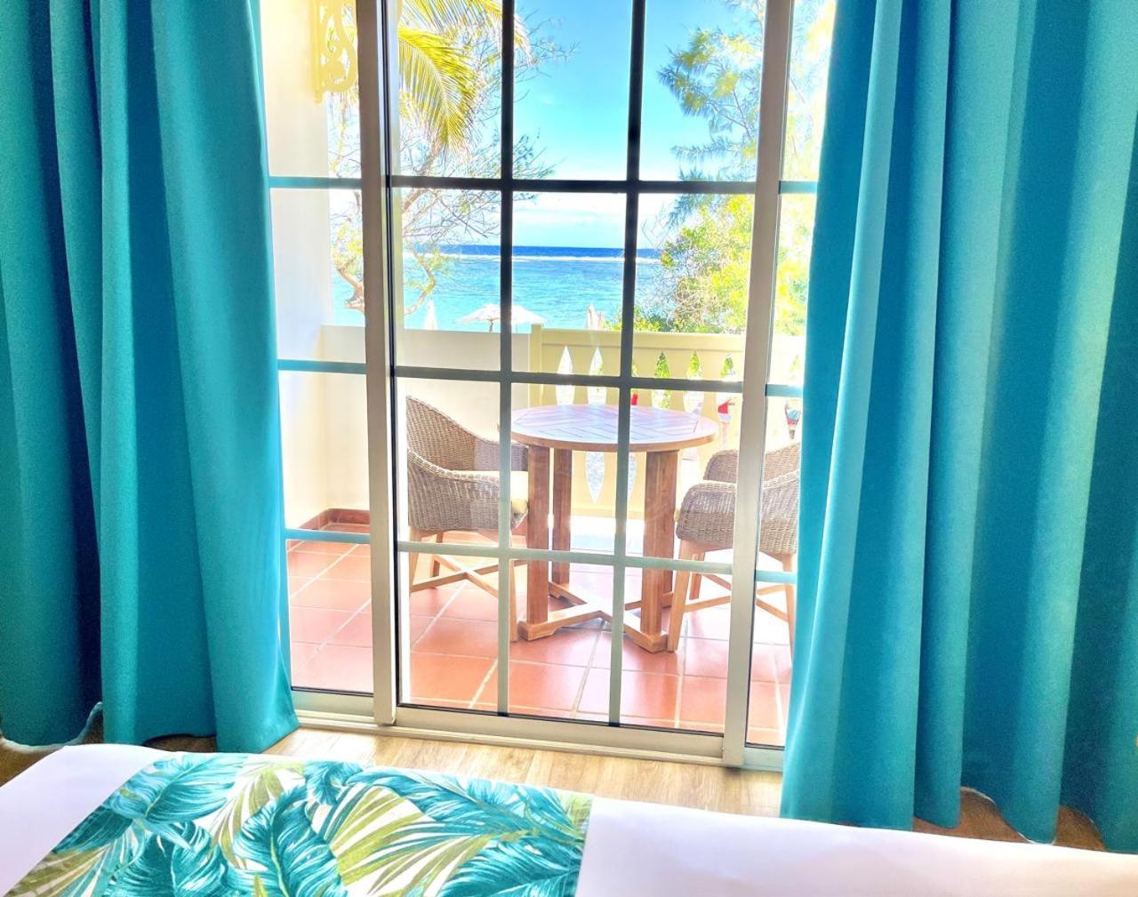 Le Nautile Beachfront แซ็งต์-จีลส์-เลส์-แบ็งส์ ภายนอก รูปภาพ