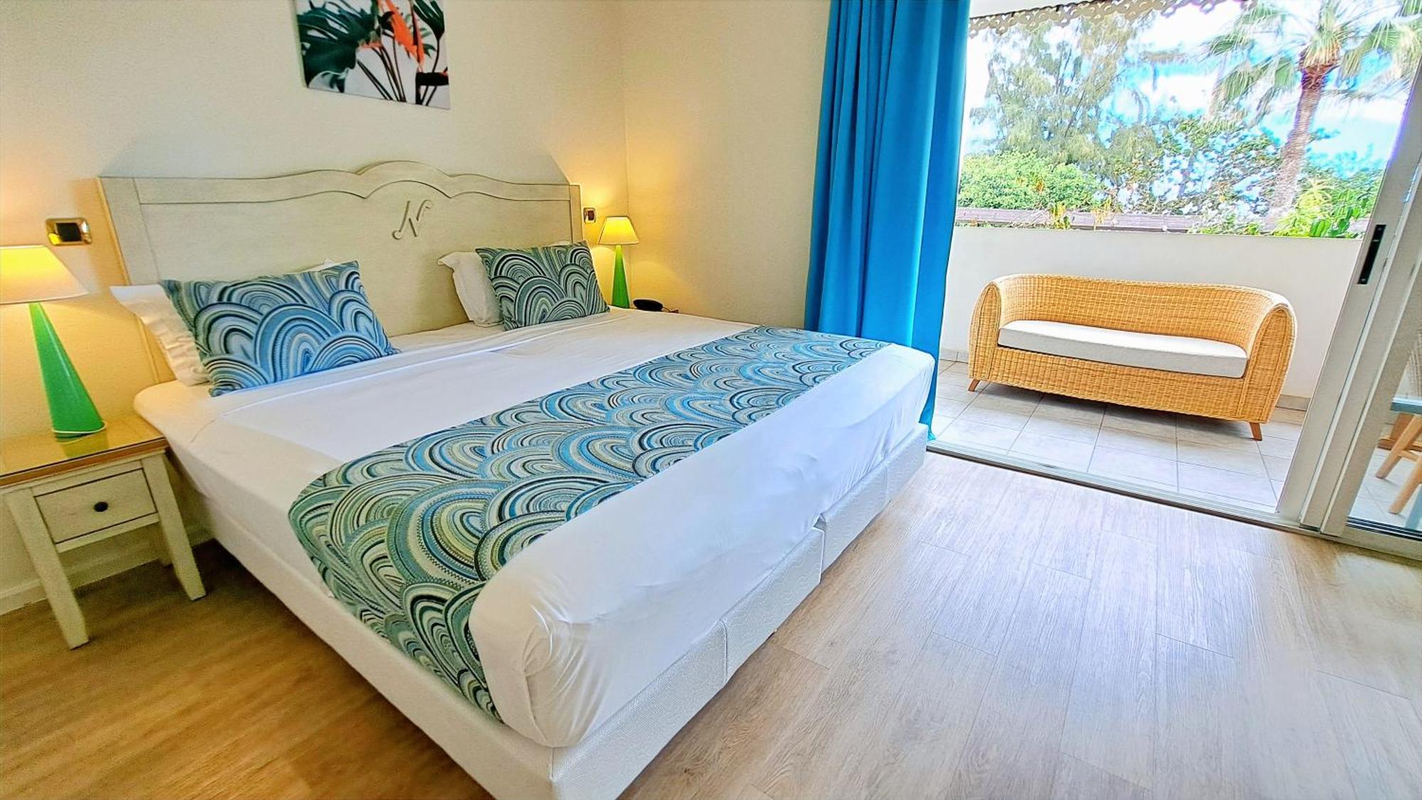 Le Nautile Beachfront แซ็งต์-จีลส์-เลส์-แบ็งส์ ภายนอก รูปภาพ