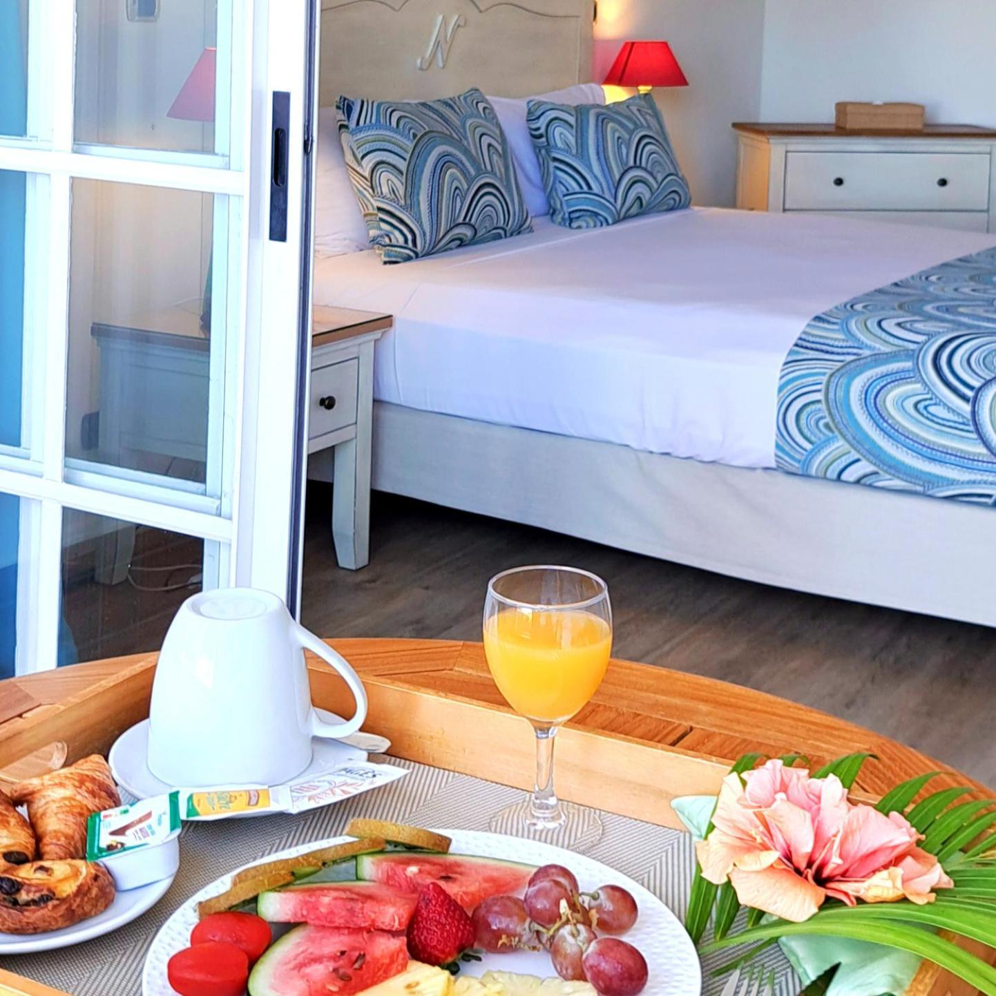 Le Nautile Beachfront แซ็งต์-จีลส์-เลส์-แบ็งส์ ภายนอก รูปภาพ