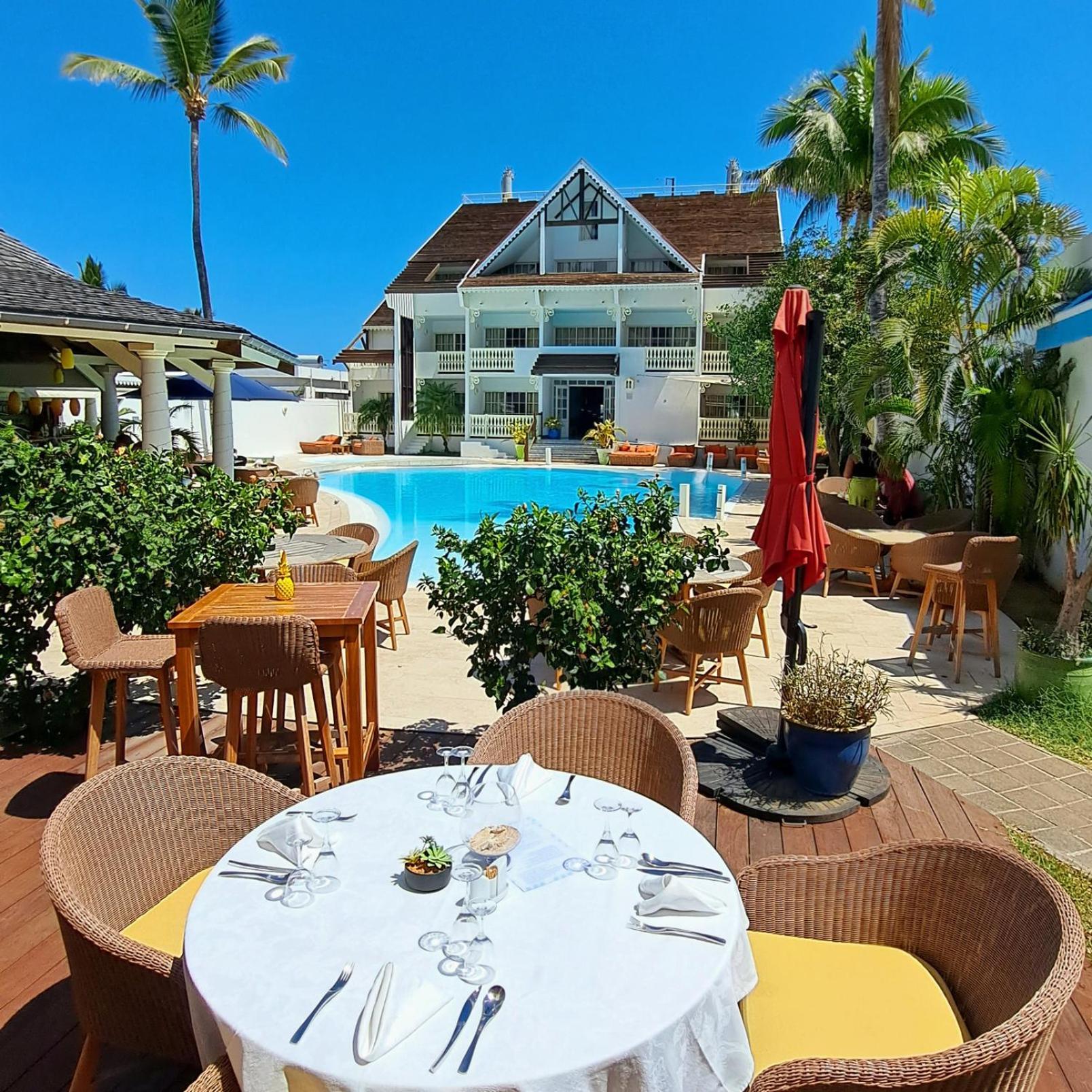 Le Nautile Beachfront แซ็งต์-จีลส์-เลส์-แบ็งส์ ภายนอก รูปภาพ