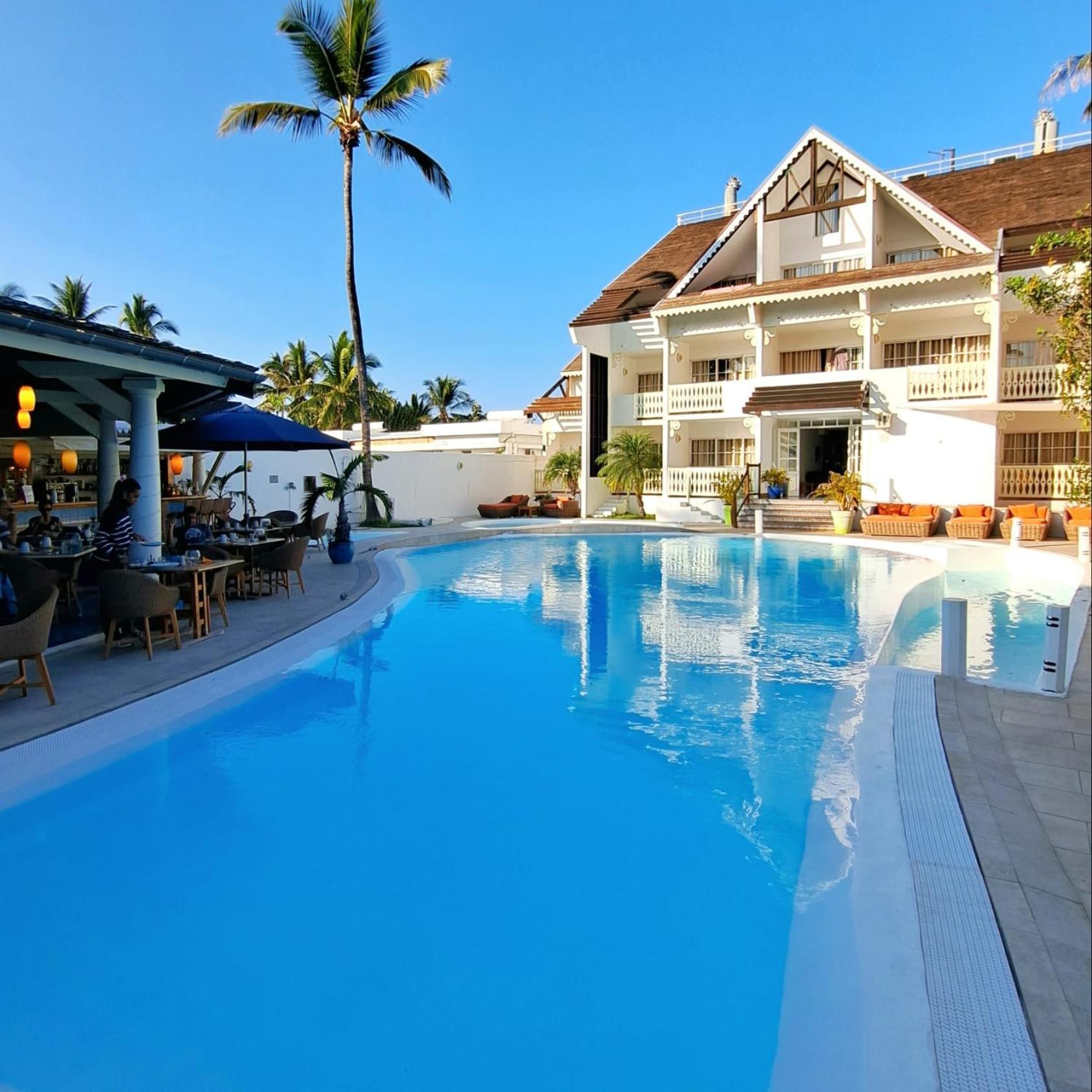 Le Nautile Beachfront แซ็งต์-จีลส์-เลส์-แบ็งส์ ภายนอก รูปภาพ