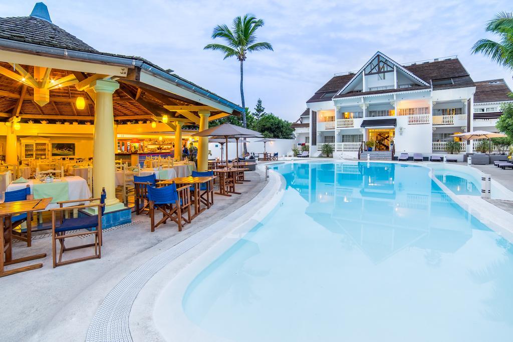 Le Nautile Beachfront แซ็งต์-จีลส์-เลส์-แบ็งส์ ภายนอก รูปภาพ