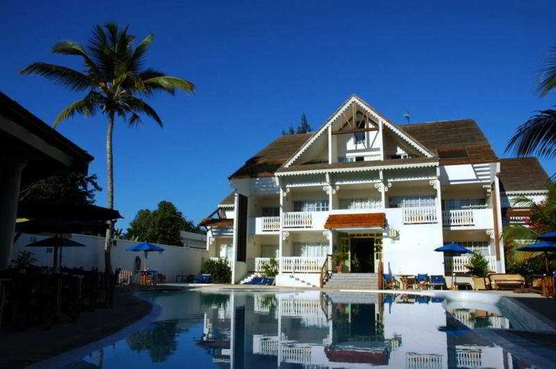 Le Nautile Beachfront แซ็งต์-จีลส์-เลส์-แบ็งส์ ภายนอก รูปภาพ